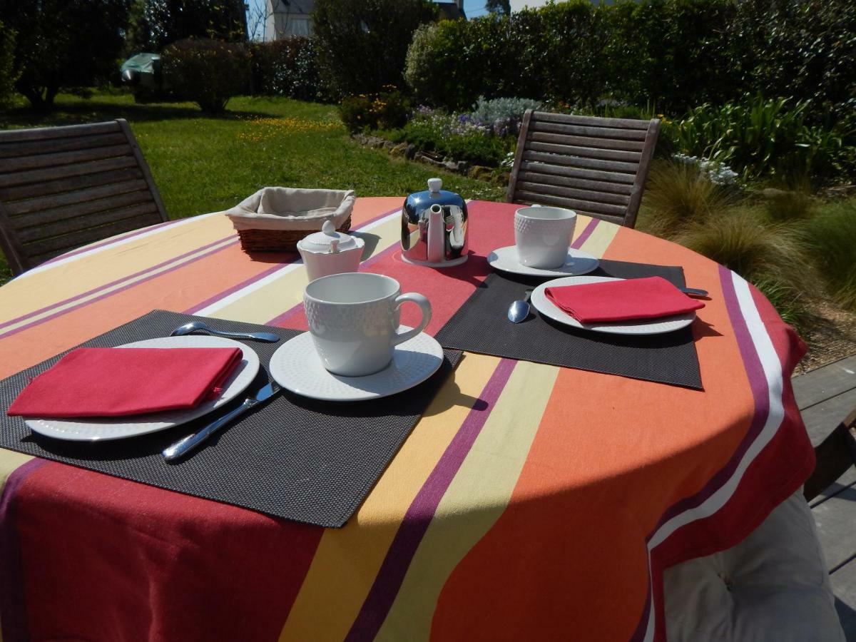 Balade Oceane Bed & Breakfast Loctudy Eksteriør bilde